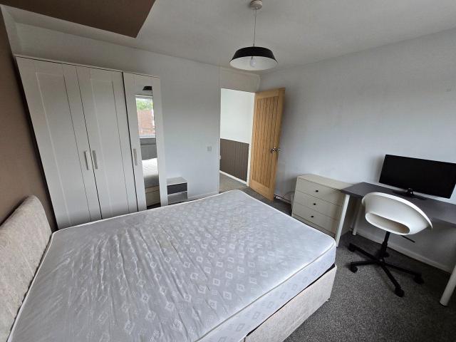 Flat for rent in Runcorn, Cheshire