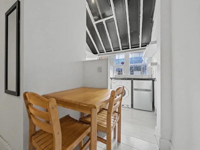 Flat for rent in Crouch End, Greater London