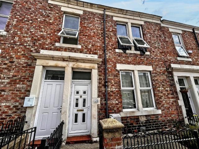 Flat for rent in Bensham, Tyne And Wear