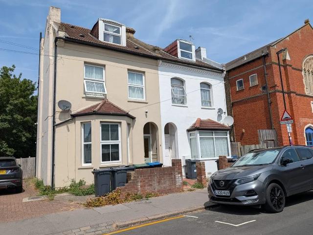 Flat for rent in London Borough of Croydon, Thornton Heath