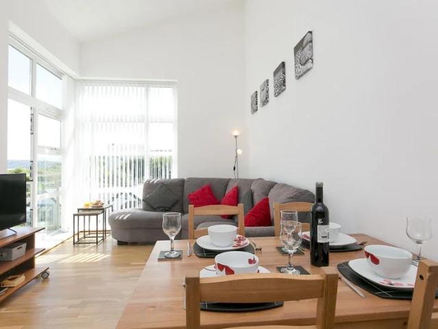Flat for rent in Llanfair-Mathafarn-Eithaf, Benllech