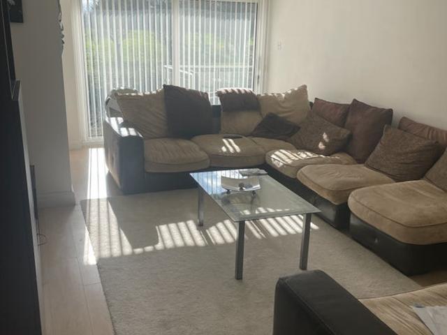 Flat for rent in Falcon Lodge, Wales