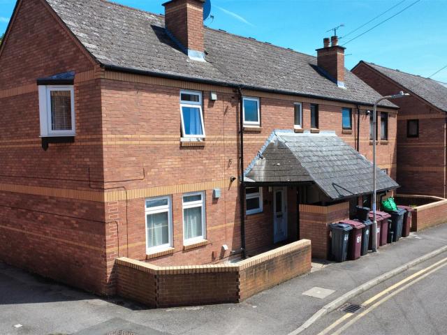 Flat for rent in Reading
