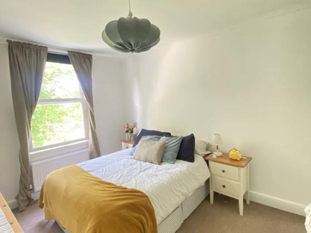 Flat for rent in Earl's Court, Greater London