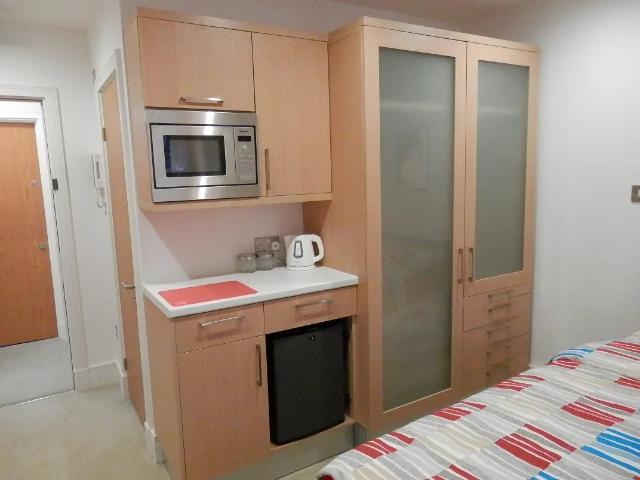 Flat for rent in Swiss Cottage, Greater London