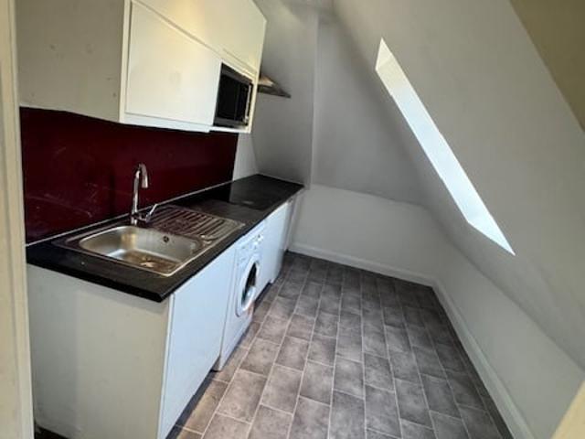 Flat for rent in West Hampstead, Golders Green