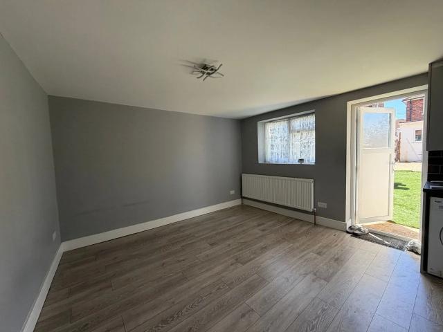 Flat for rent in London Borough of Hillingdon, Greater London