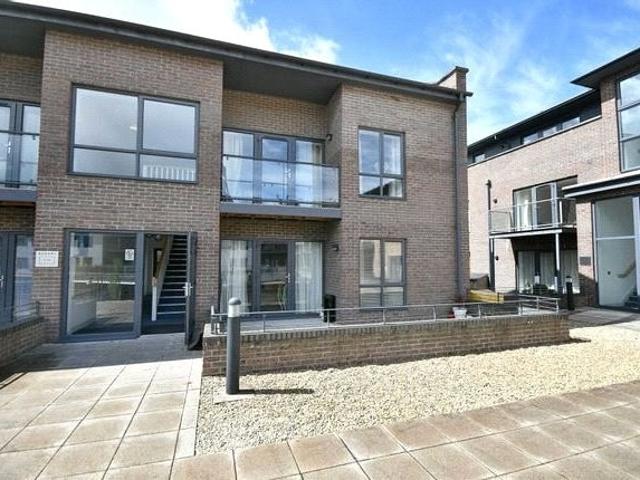 Flat for rent in Rodbourne, Swindon