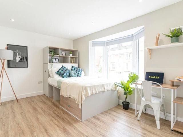 Flat for rent in Winnall, Hampshire
