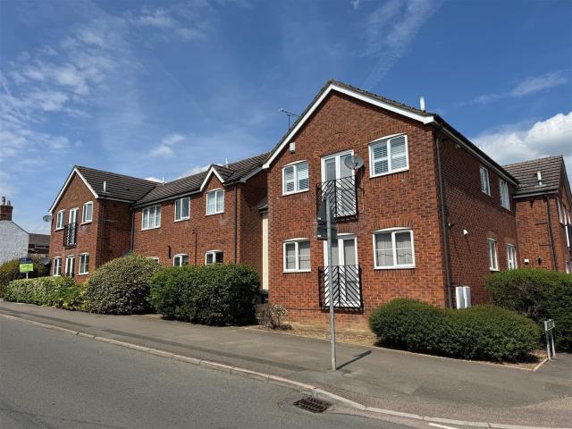 Flat for rent in Stanford On Avon, Leicestershire