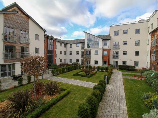 Flat for rent in Hart, Fleet