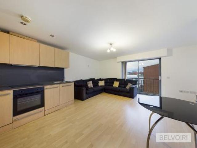 Flat for rent in Park Central, Birmingham