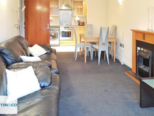 Flat for rent in Reading