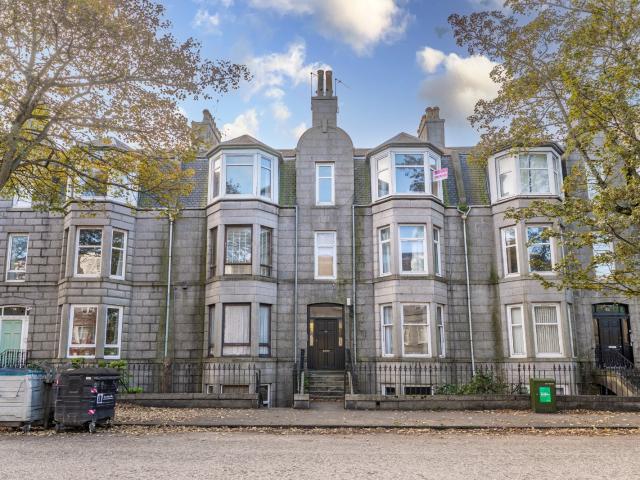 Flat for rent in Ferryhill, Ballindoch