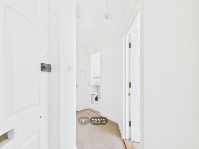 Flat for rent in Key Street, Suffolk