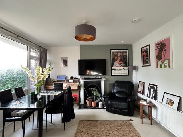 Flat for rent in London Borough of Southwark, Greater London