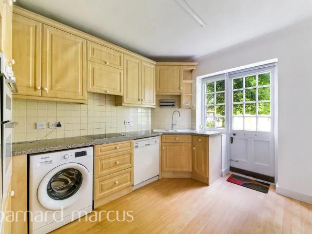 Flat for rent in Cat Hill, Isle Of Man