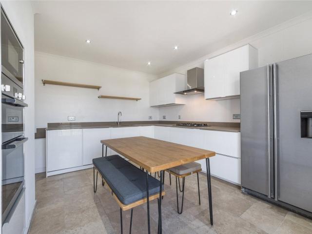 Flat for rent in West Hampstead, West Hampstead