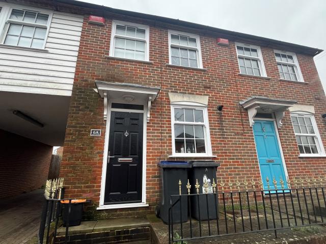 Flat for rent in Canterbury, St. Mildred's