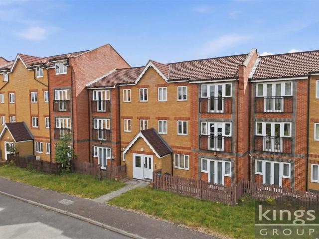 Flat for rent in Broxbourne, Hertfordshire