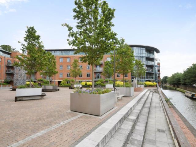 Apartment for rent in Osney, The Slade