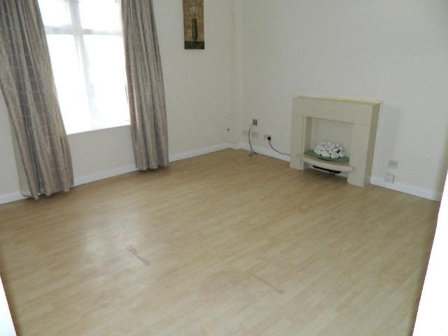 Flat for rent in Lee Bank, Greater Manchester