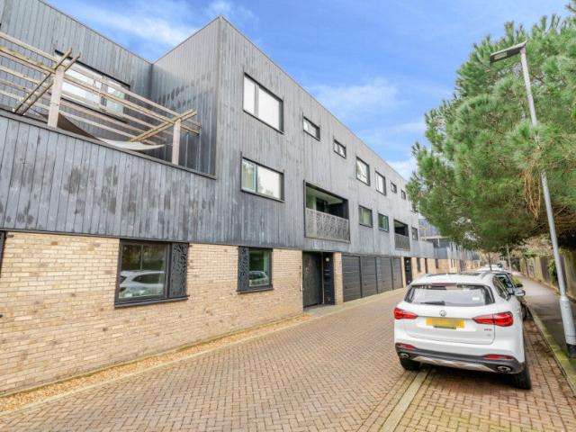 Flat for rent in Arbury, Cambridgeshire