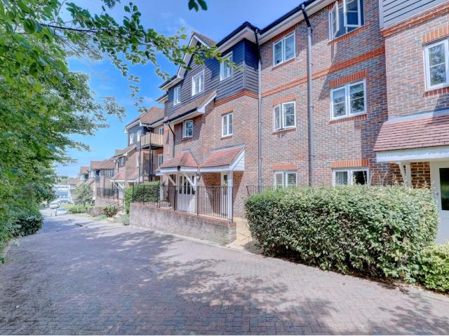 Flat for rent in Loudwater, Buckinghamshire