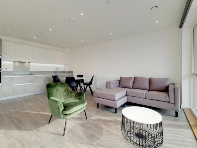 Flat for rent in Greater London