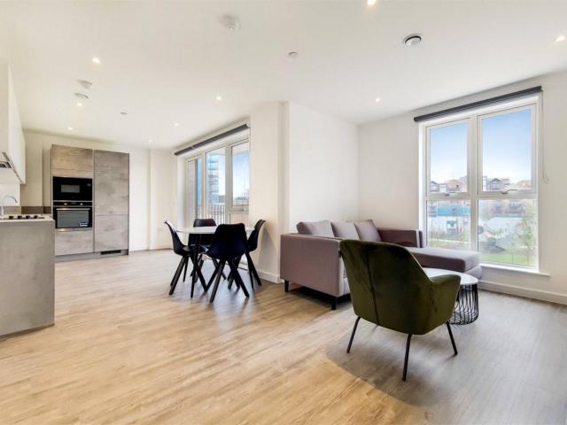 Flat for rent in Greater London