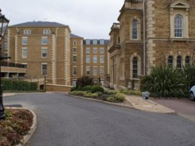 Flat for rent in Friern Barnet, Greater London