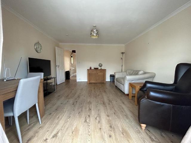 Apartment for rent in London Borough of Croydon, Shirley