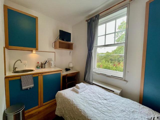 Flat for rent in Hammersmith, Greater London