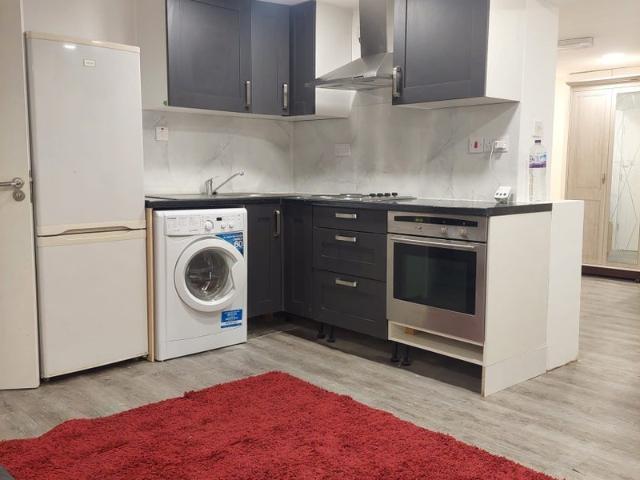 Flat for rent in Hammersmith, Greater London