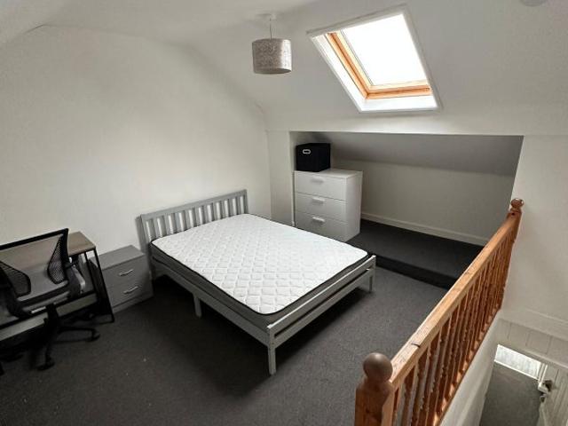 Room for rent in Gedling, East Midlands
