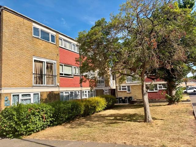 Flat for rent in Piccotts End, Dacorum