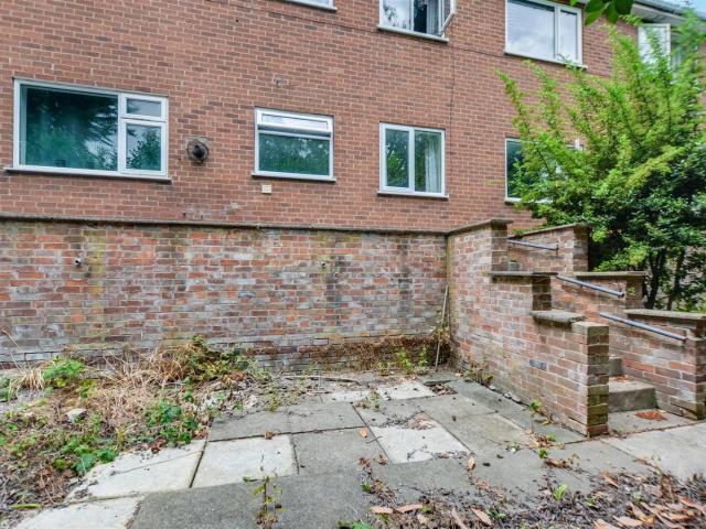 Flat for rent in Attenborough, East Midlands