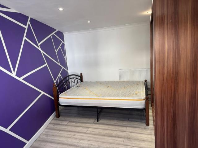 Flat for rent in London Borough of Redbridge, Greater London