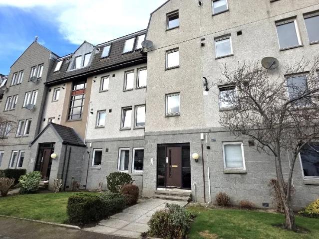 Flat for rent in Ballindoch, Scotland