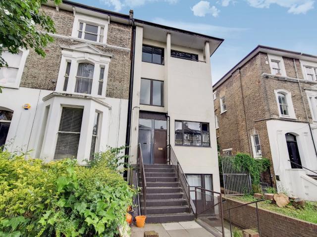 Flat for rent in Kentish Town, Greater London