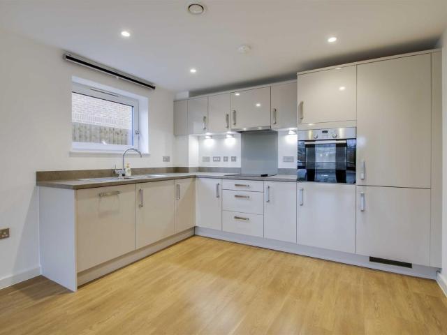 Flat for rent in Monkston Park, Milton Keynes