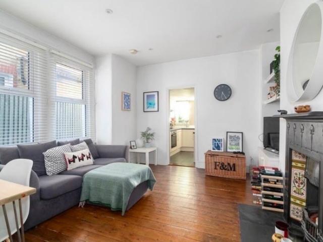 Flat for rent in London Borough of Wandsworth, Greater London