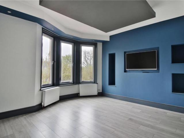 Flat for rent in Whifflet, Coatbridge