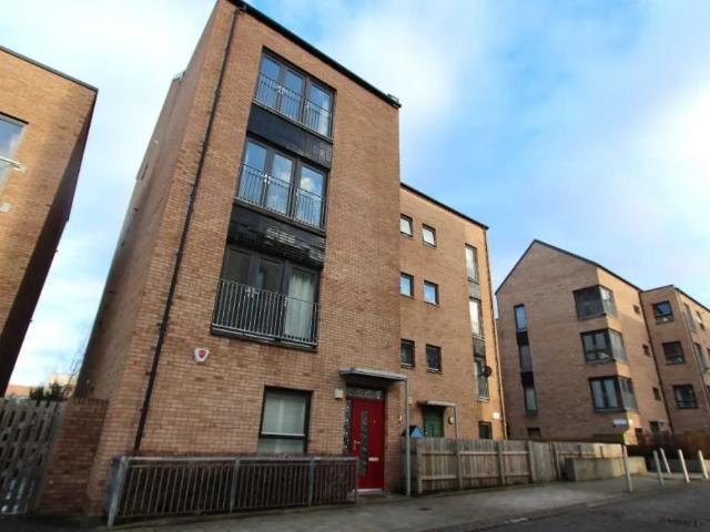 Flat for rent in Gracemount, Scotland