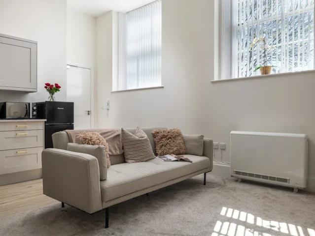 Flat for rent in St Asaph, Wales