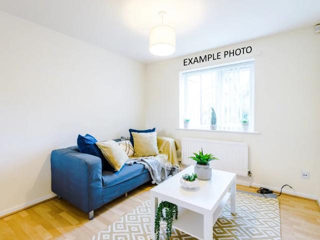 Flat for rent in Charlestown, Salford