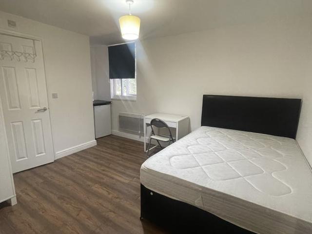 Flat for rent in Ernesford Grange, West Midlands
