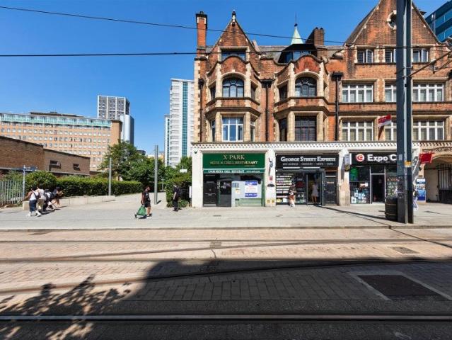 Flat for rent in London Borough of Croydon, Greater London
