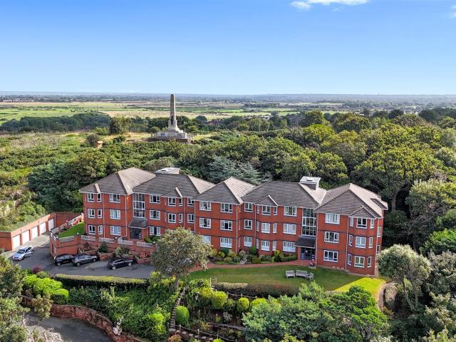Flat for rent in Grange, West Kirby