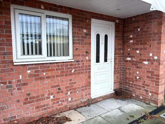 Flat for rent in Wigan, Greater Manchester